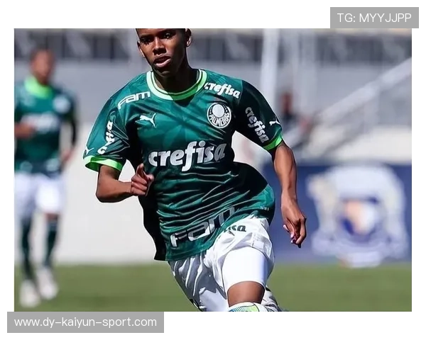 亚马尔分手后与意大利模特传绯闻。,亚马儿半岛